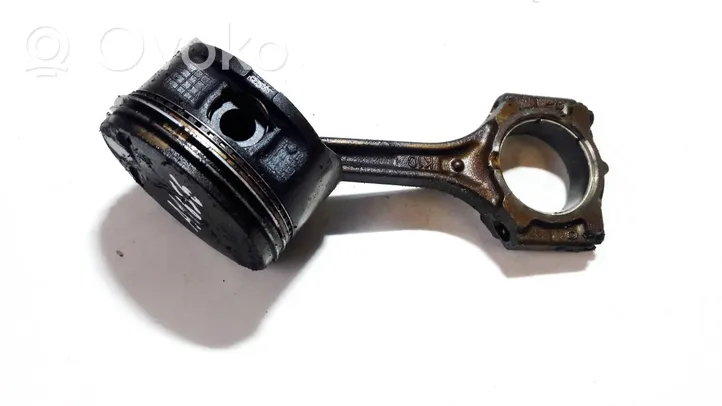 Ford Puma Piston avec bielle 