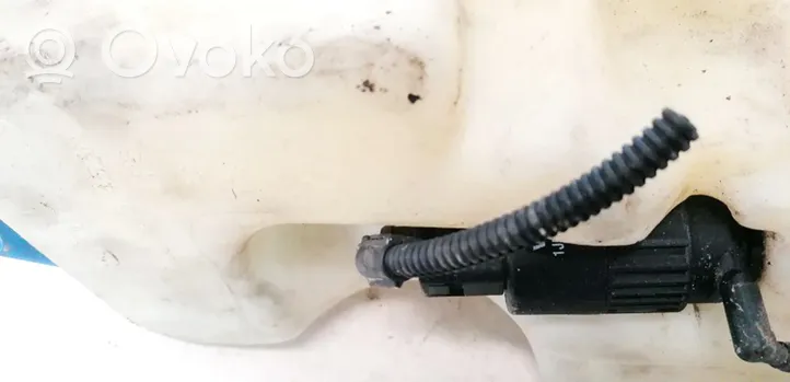 Volkswagen Bora Windscreen/windshield washer pump 