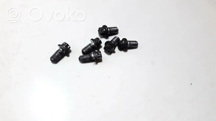 Opel Zafira B Nuts/bolts 