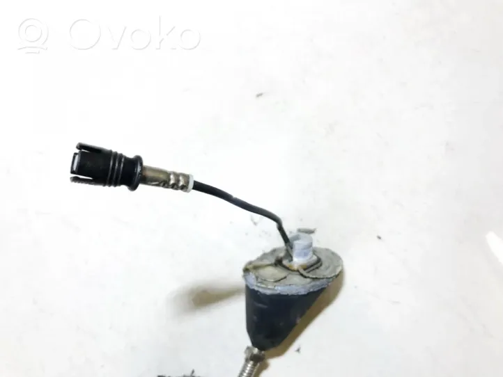 Volkswagen Golf IV Antena (GPS antena) 3b0035505