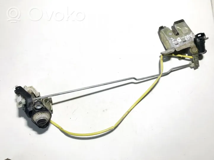 Opel Astra F Tailgate/trunk/boot lock/catch/latch 