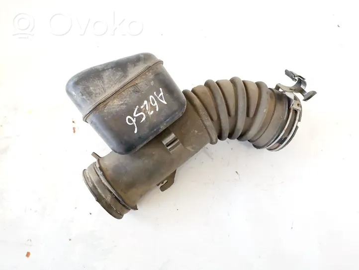 Toyota Corolla E110 Tube d'admission d'air 1789415050