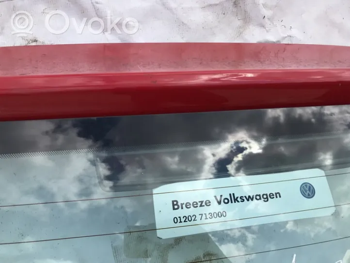 Volkswagen Fox Trzecie światło stop 