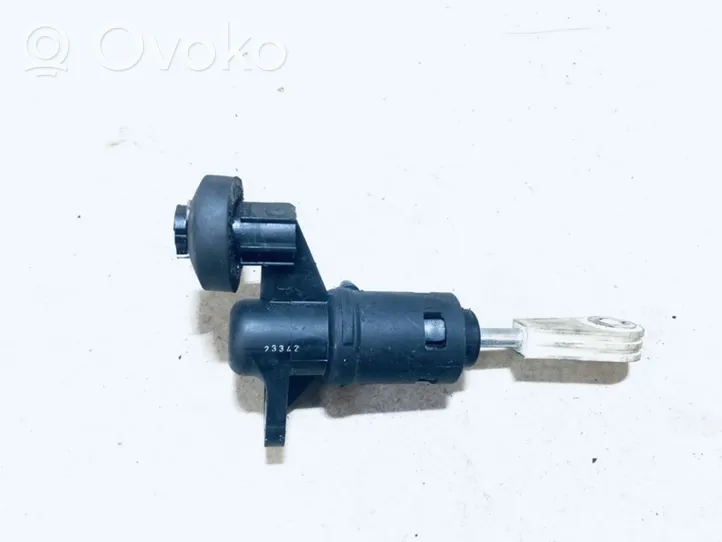 Audi A4 S4 B5 8D Clutch master cylinder 006236028505