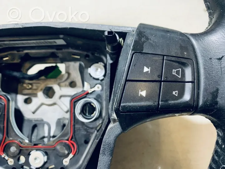 Volvo V70 Steering wheel buttons/switches 