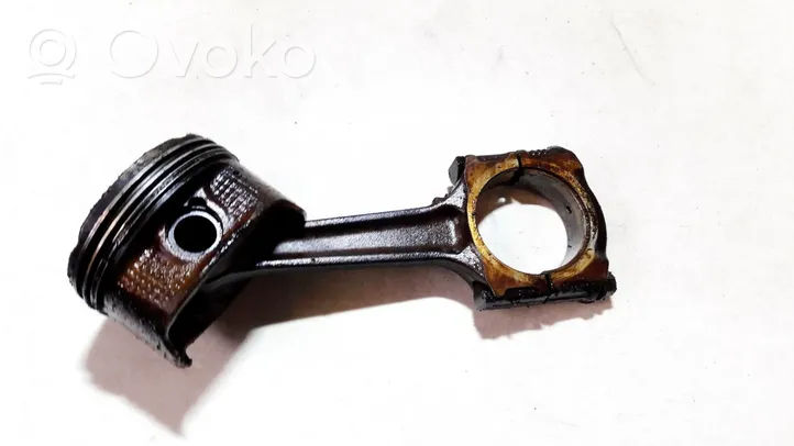 Citroen C5 Piston with connecting rod 