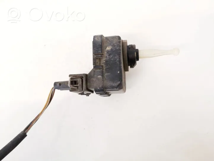 Audi A4 S4 B5 8D Motorino di regolazione assetto fari 4d0941295