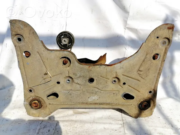 Opel Vivaro Front subframe 