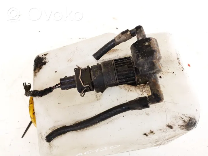 Opel Corsa C Pompe de lave-glace de pare-brise 