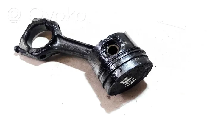 Volvo S40, V40 Piston with connecting rod 