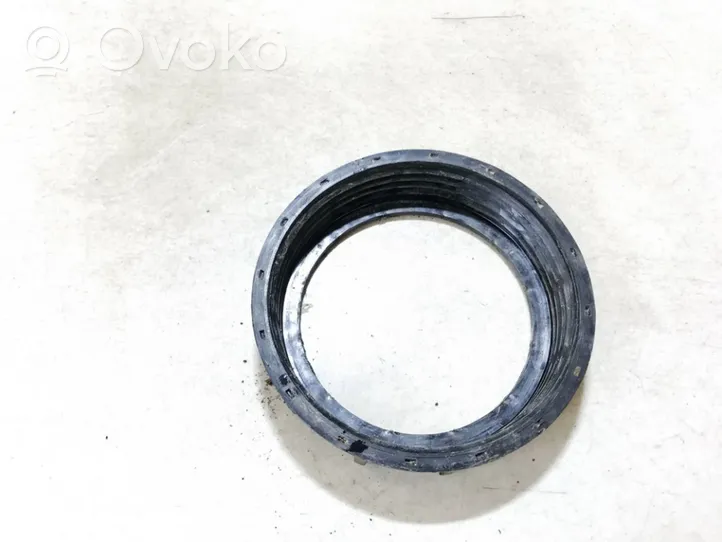 Nissan X-Trail T30 Bague de verrouillage pour réservoir de carburant 