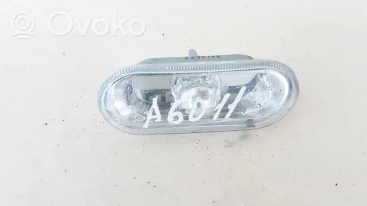 Volkswagen Fox Kierunkowskaz błotnika przedniego 1J0949117