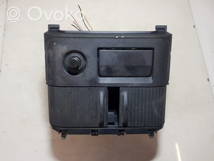 Mitsubishi Pajero Glove box 68108EQ400