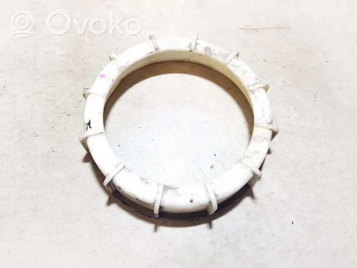 Subaru Outback Bague de verrouillage pour réservoir de carburant 