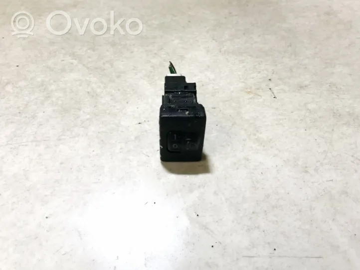 Toyota RAV 4 (XA30) Przycisk / Pokrętło regulacji świateł r134159