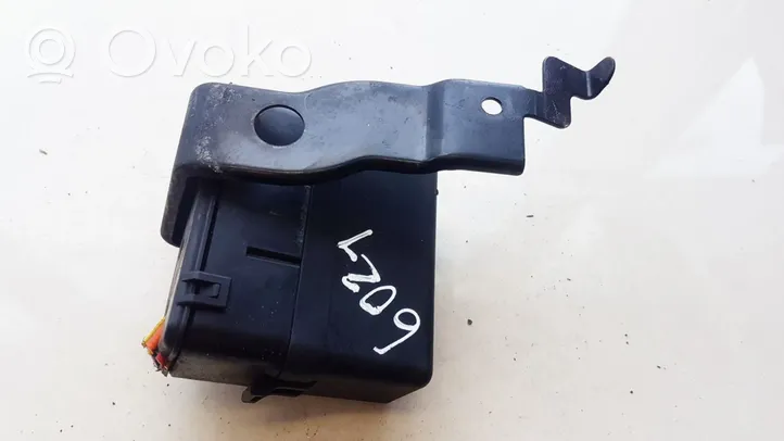 Nissan Qashqai+2 Boîte à fusibles 252309F915