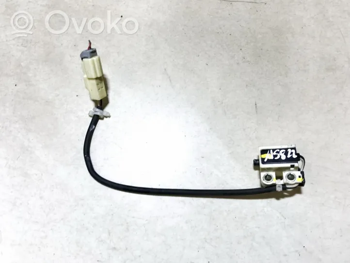 Toyota RAV 4 (XA30) Motora pārsega atvēršanas / aizvēršanas sensors 