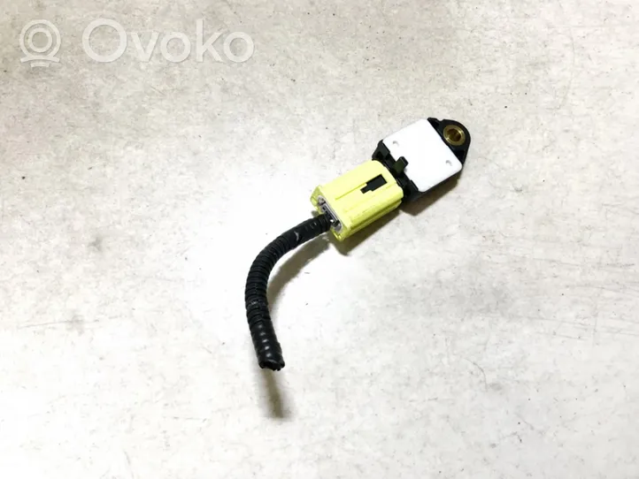 Toyota Auris 150 Sensor impacto/accidente para activar Airbag 8983102080