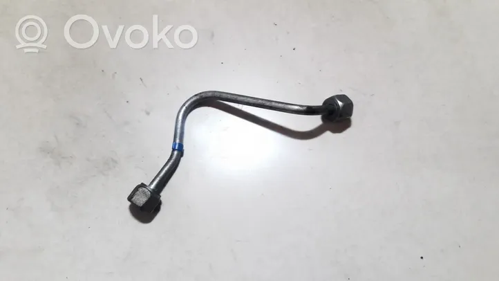 Mazda 6 Tuyau d'alimentation conduite de carburant 