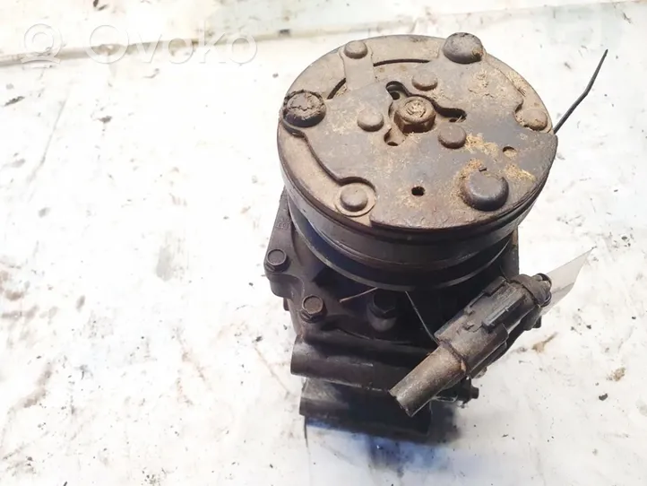 Ford Fiesta Air conditioning (A/C) compressor (pump) 