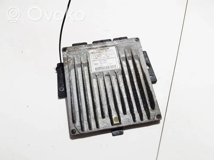 Mazda Premacy Calculateur moteur ECU 8200259832