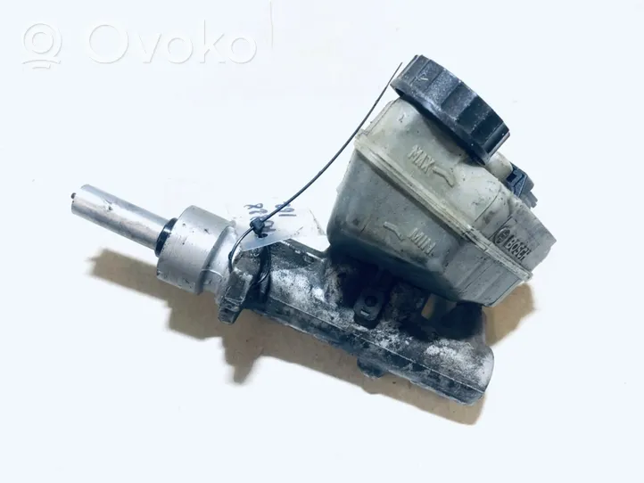 Ford Mondeo Mk III Główny cylinder hamulca 22407779