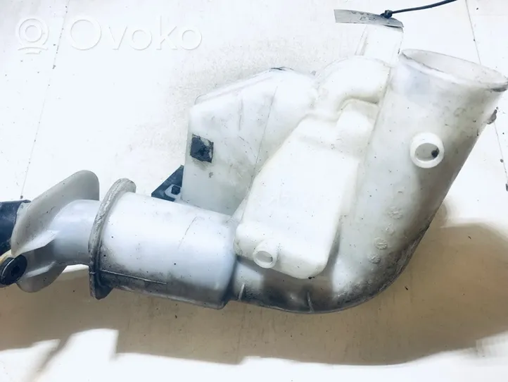 Mazda 323 Zbiornik płynu do spryskiwaczy szyby przedniej / czołowej 