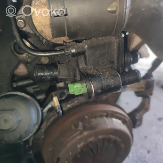 Citroen C3 Moottorin vesijäähdytyksen putki/letku 