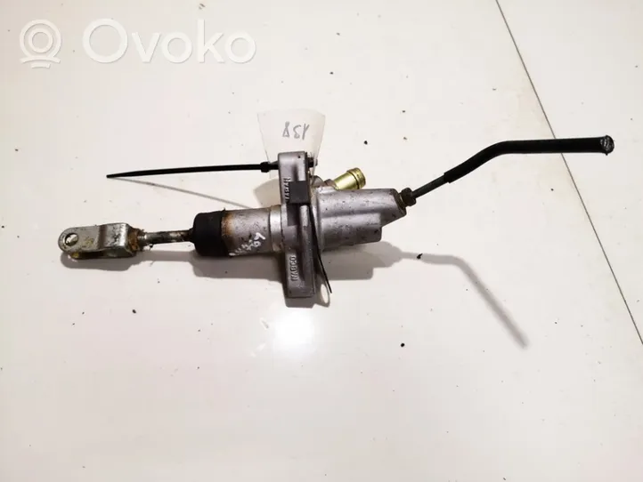 Nissan Primera Główny cylinder sprzęgła 