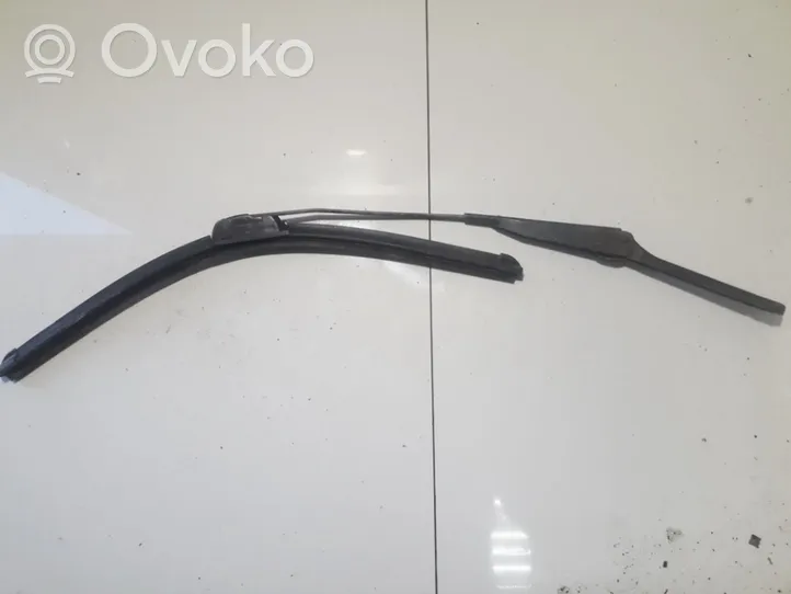 Renault Kangoo I Front wiper blade arm 