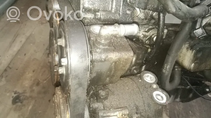 Opel Vectra B Ohjaustehostimen pumppu 90528666