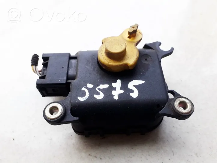 Audi A3 S3 8L Stellmotor Heizung Klima 8D2820511C