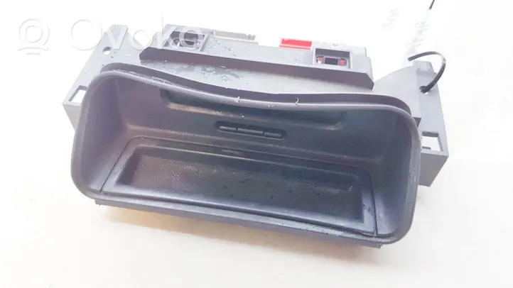 Renault Clio II Screen/display/small screen 8200069064