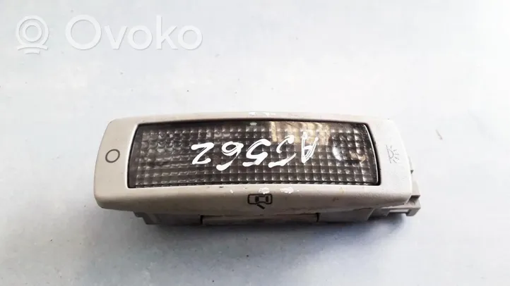 Volkswagen PASSAT B5 Rear seat light 3B0947291