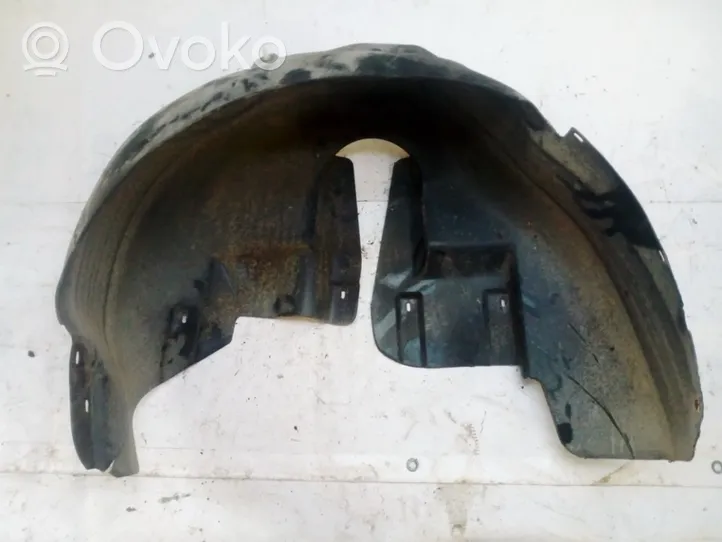 Volkswagen PASSAT B5 Rivestimento paraspruzzi parafango posteriore 