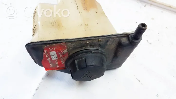 Volvo S40, V40 Power steering fluid tank/reservoir 30804963