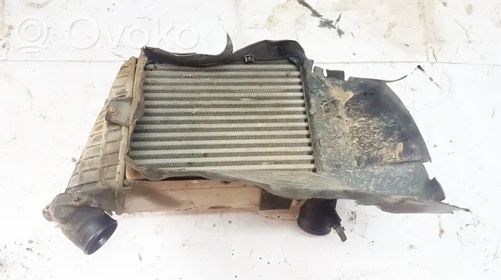 Audi A6 S6 C4 4A Chłodnica powietrza doładowującego / Intercooler 4a0145805k