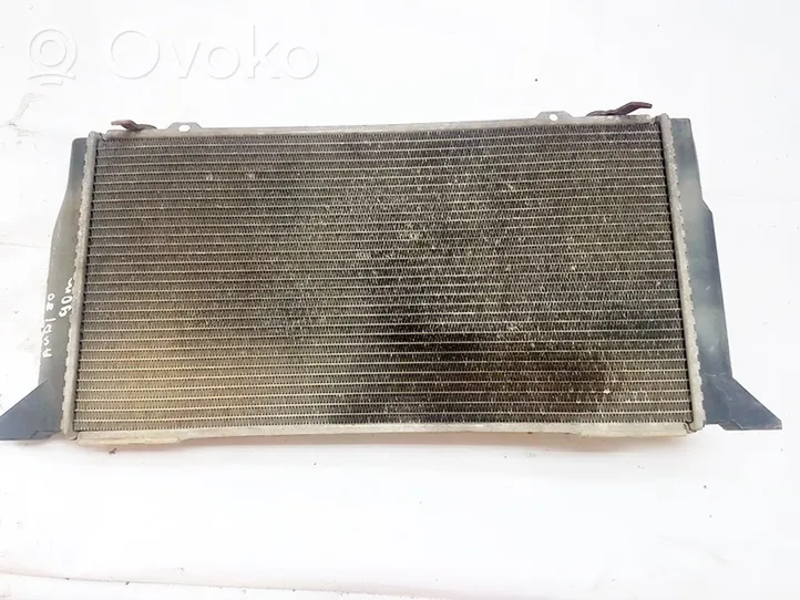 Audi 80 90 B3 Dzesēšanas šķidruma radiators 60487a