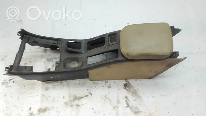 Saab 9-5 Podłokietnik tunelu środkowego 