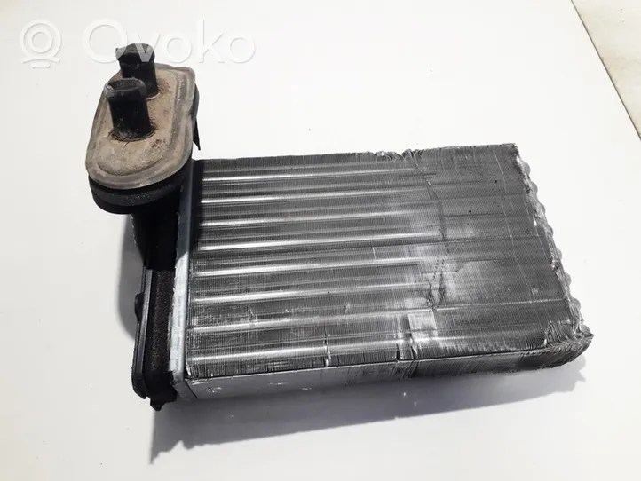 Volkswagen Golf III Radiateur soufflant de chauffage 1H1819031A