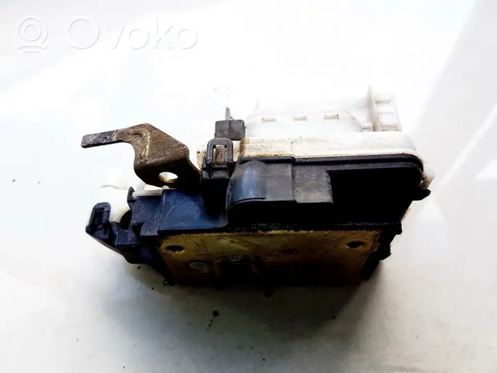 Volkswagen Golf III Front door lock 1H0862154