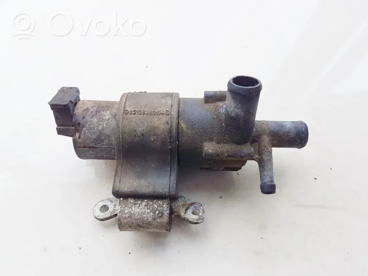 Mercedes-Benz E W210 Pompe à eau de liquide de refroidissement 0018358664