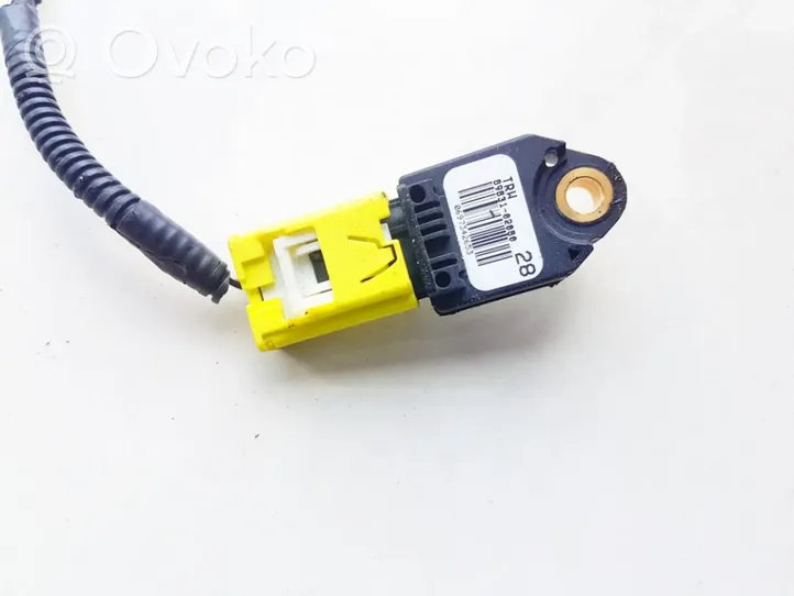 Toyota Auris 150 Airbag deployment crash/impact sensor 8983102080