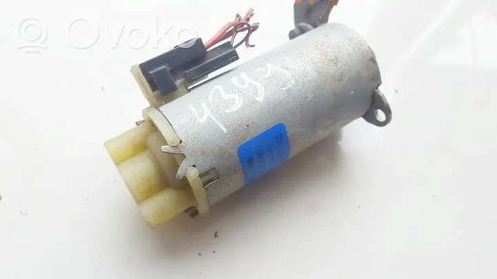 Audi A5 8T 8F Seat adjustment motor 0130002656