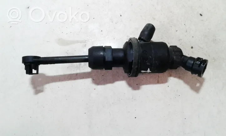 Nissan Juke I F15 Pagrindinis sankabos cilindriukas 306101U60A