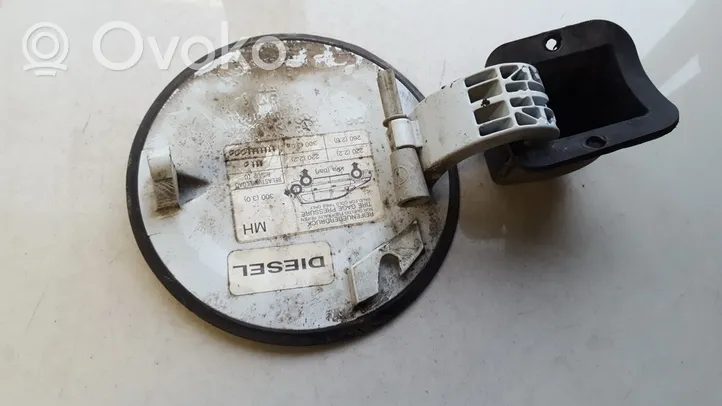 Opel Zafira A Bouchon, volet de trappe de réservoir à carburant 90559414