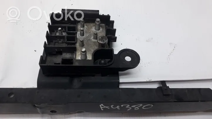 Audi A4 S4 B8 8K Muu ulkopuolen osa 8K0805629B