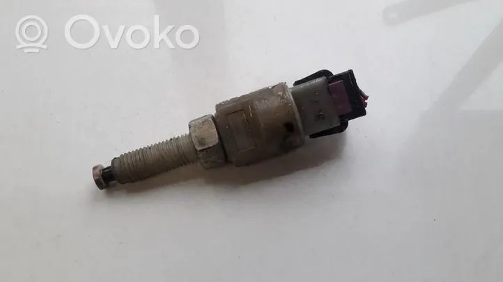 Audi A4 S4 B5 8D Brake pedal sensor switch 4A0945515A