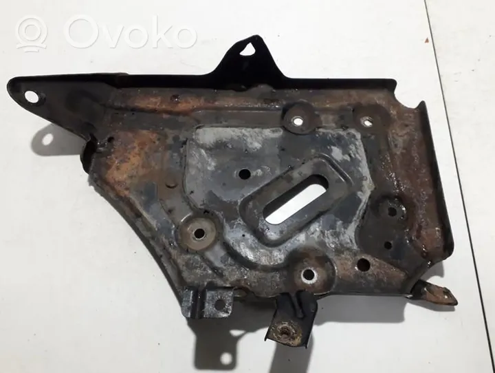 Honda CR-V Battery box tray 