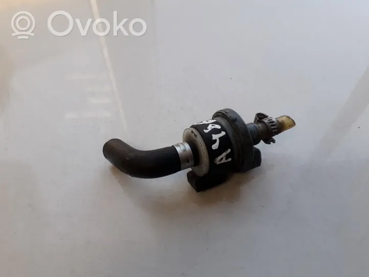 Volkswagen Golf III Turboahtimen magneettiventtiili 054133459b